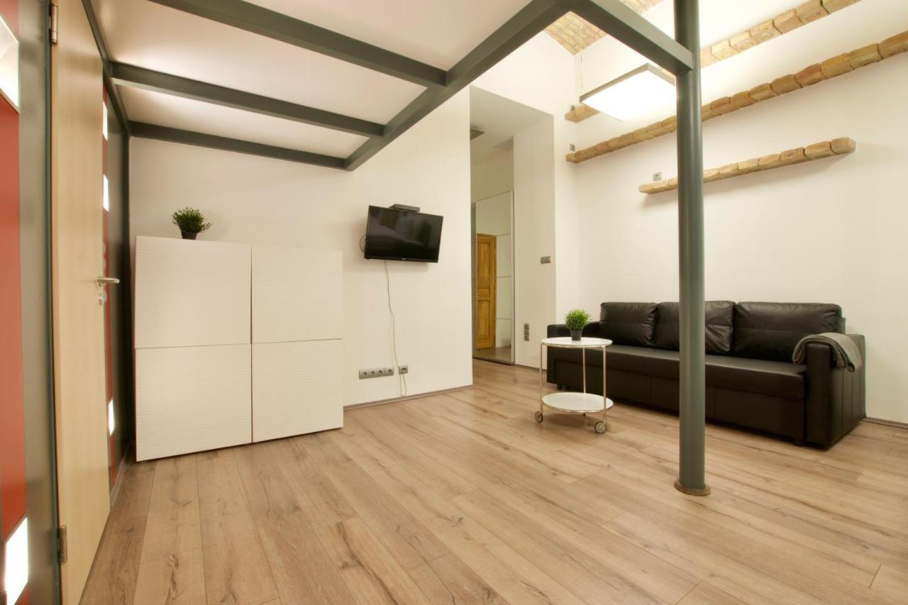St. King 1 By Hi5 Apartments บูดาเปสต์ ภายนอก รูปภาพ